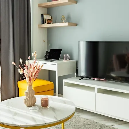 Cozidea Thess Apartman *